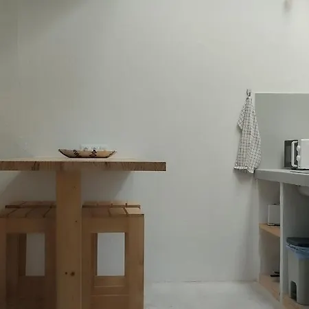 Chic And Basic In Apartamento Tahiche