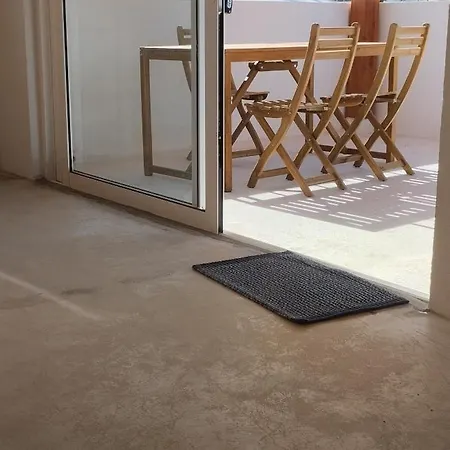 Chic And Basic In 아파트